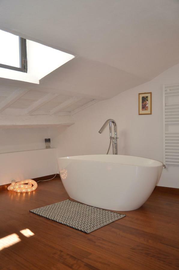 S.M. Vicolo Dell'Oro Apartment Сан Джиминяно Екстериор снимка