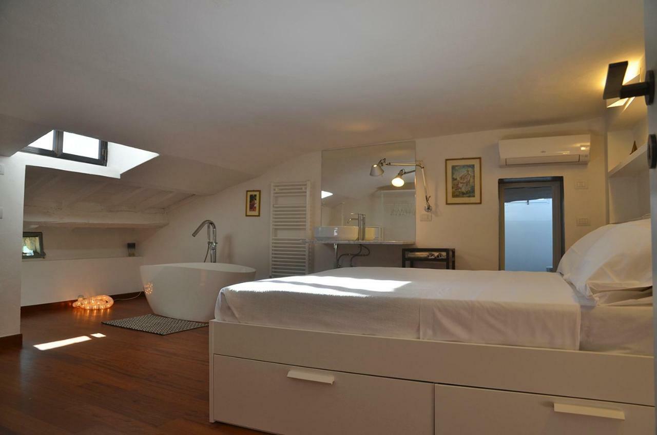 S.M. Vicolo Dell'Oro Apartment Сан Джиминяно Екстериор снимка